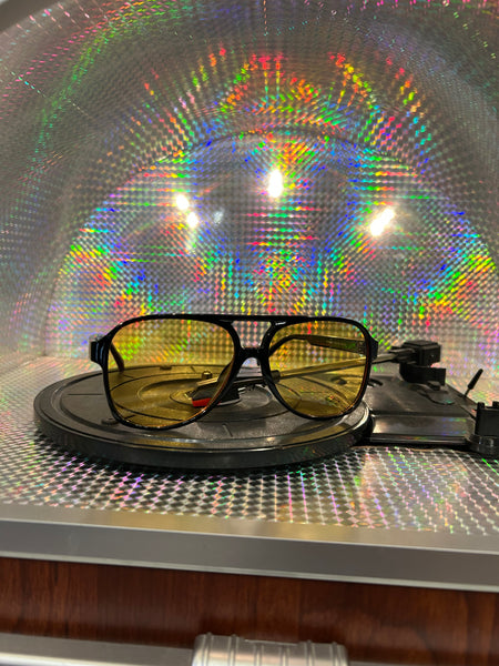 OVERSIZED AVIATOR SUNGLASSES