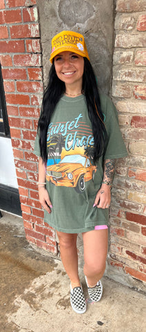 SUNSET CHASER OVERSIZED TEE