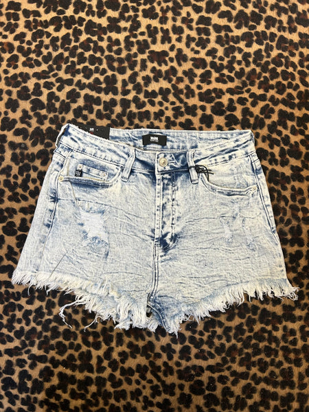 STONEWASHED STUNNER JEAN SHORTS