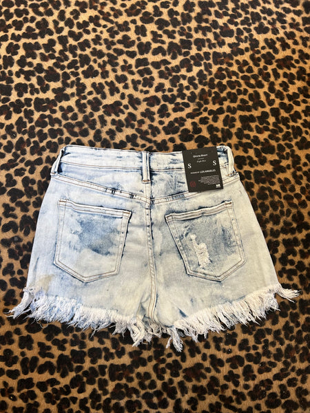 BLEACHED BEAUTY JEAN SHORTS