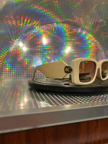 MODERN BLOCK TINTED SUNGLASSES