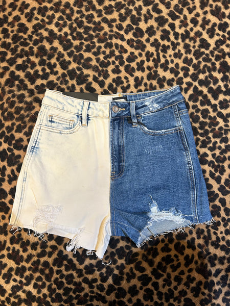 BLUE SKIES & CREAM JEAN SHORTS