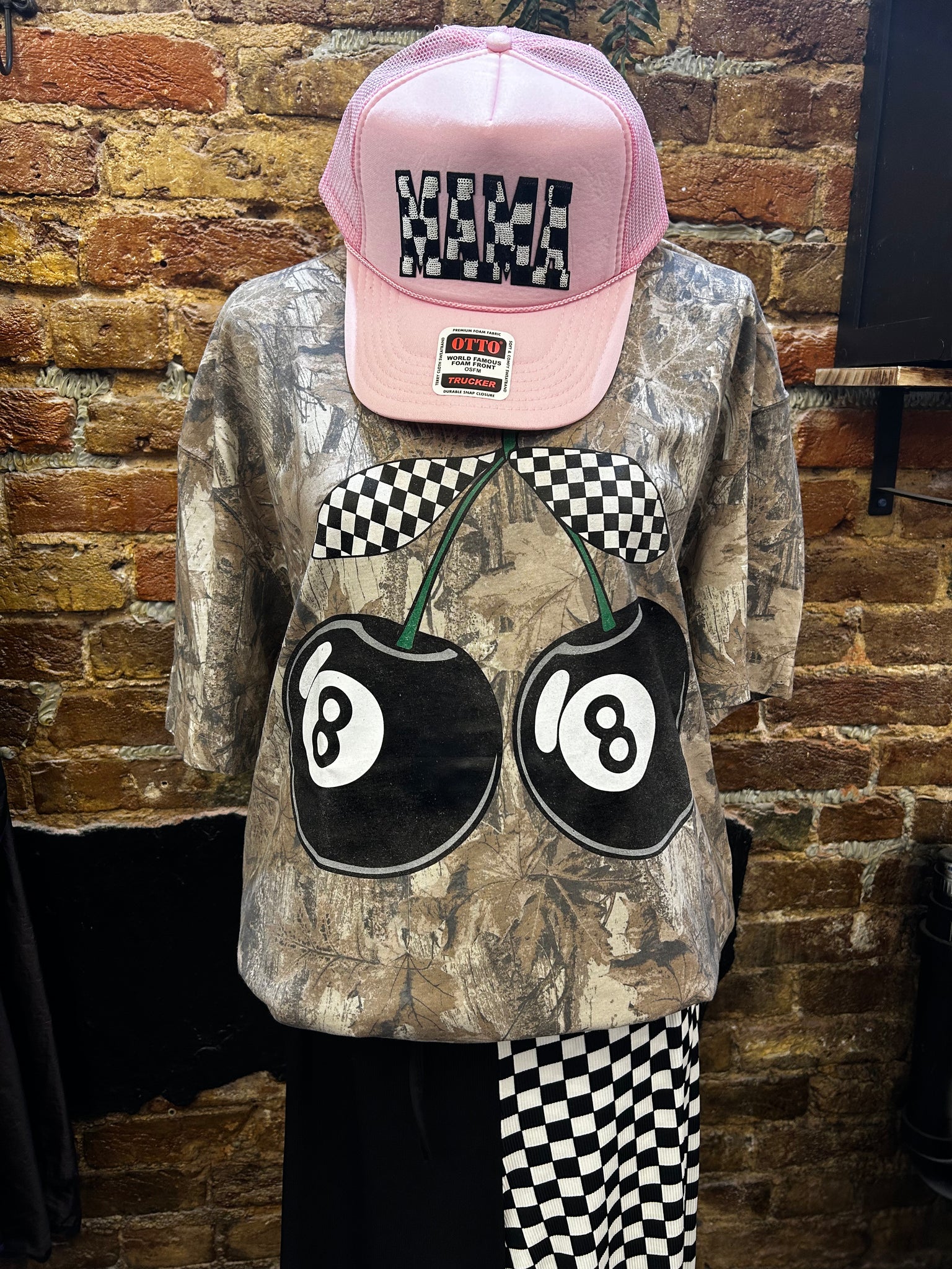 CAMO 8 BALL CHERRY